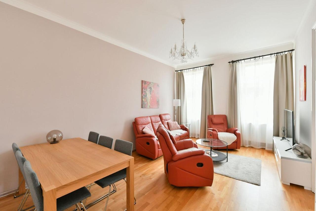 Stylish In The Heart Of The Old Town Apartment Prag